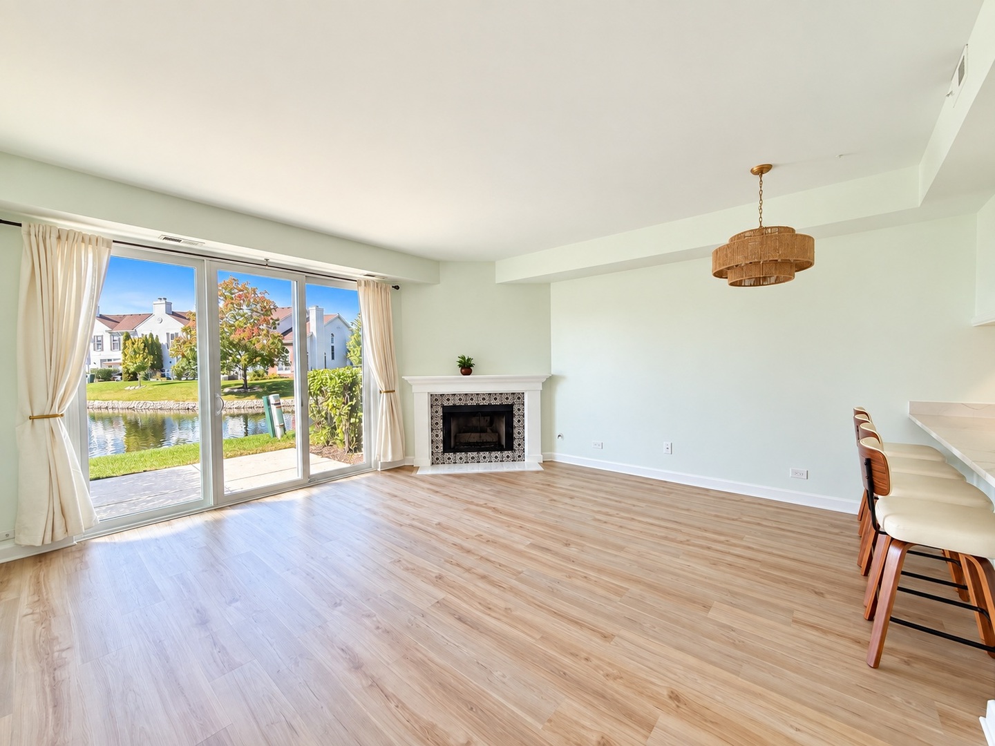 7818 Darien Lake Drive Property Photo 4