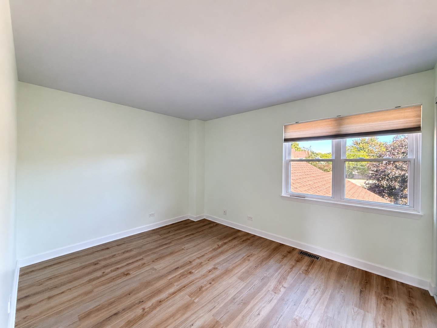 7818 Darien Lake Drive Property Photo 20