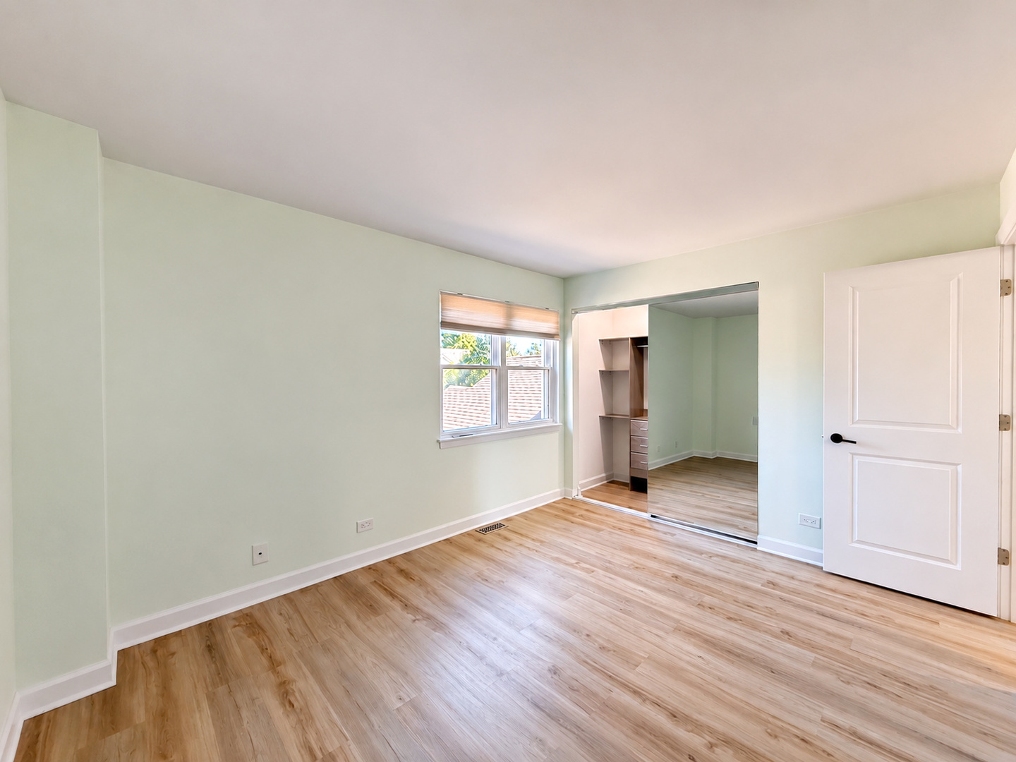 7818 Darien Lake Drive Property Photo 21