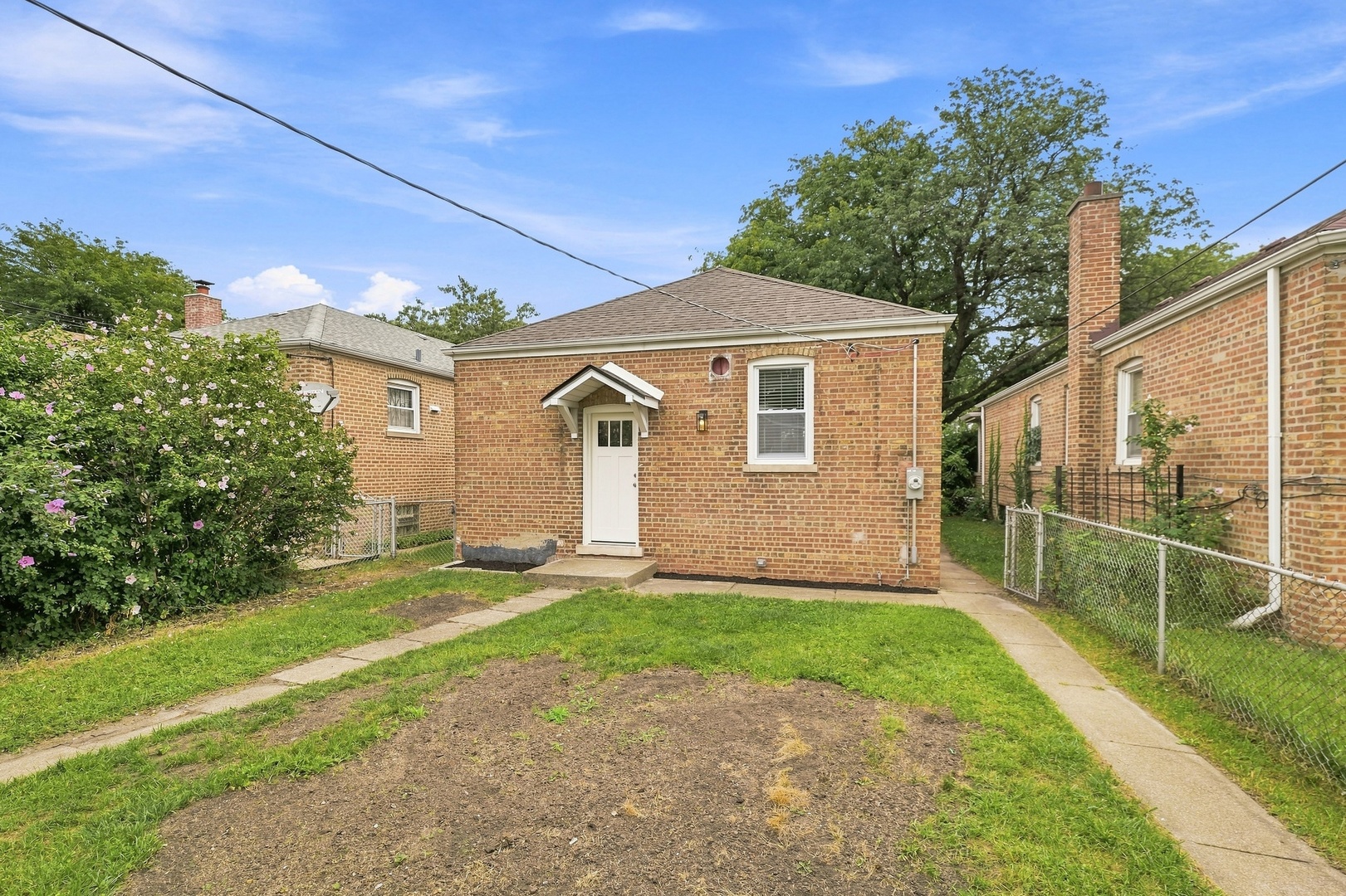 8550 S Jeffery Boulevard Property Photo 2