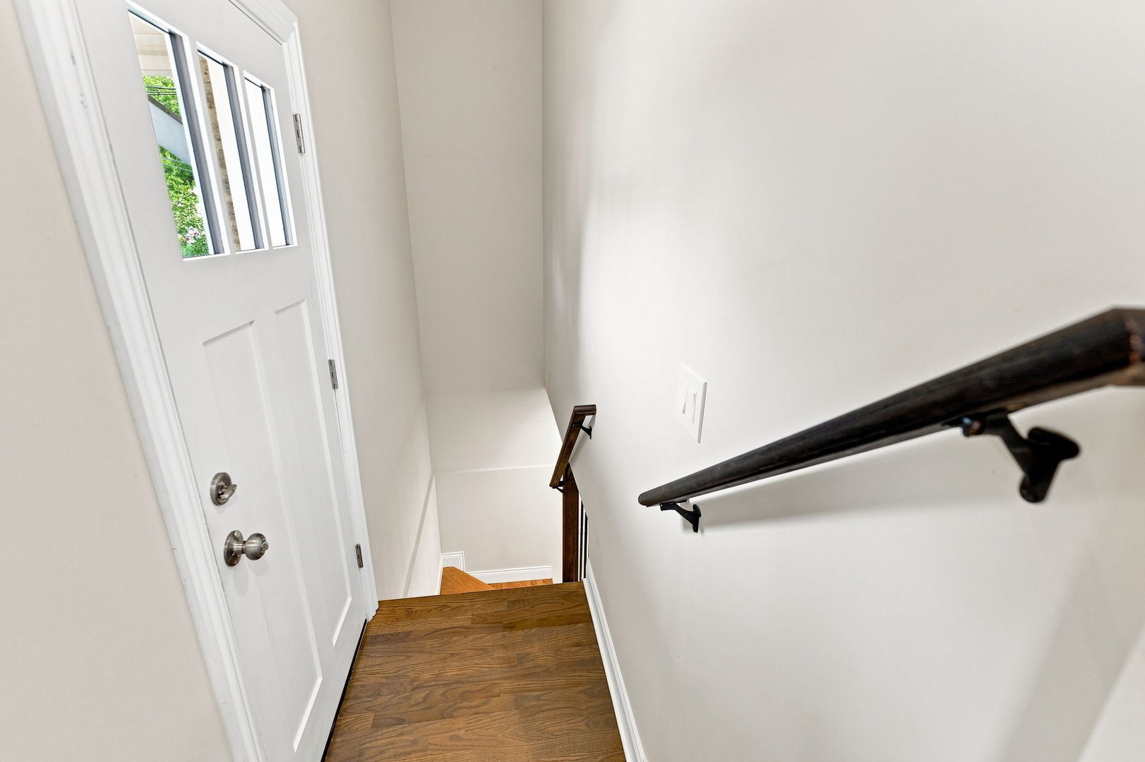 8550 S Jeffery Boulevard Property Photo 12