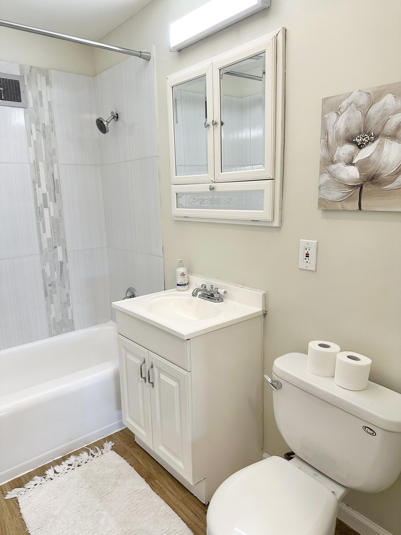 552 E Northwest Highway Property Photo 48
