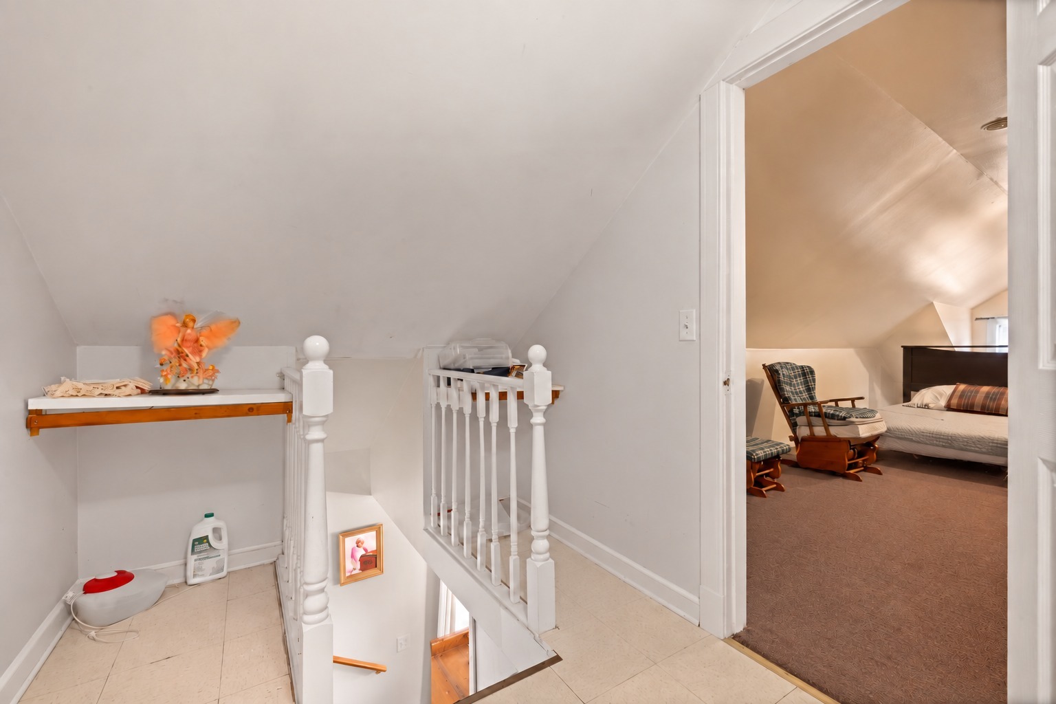 5349 W Fletcher Street Property Photo 14