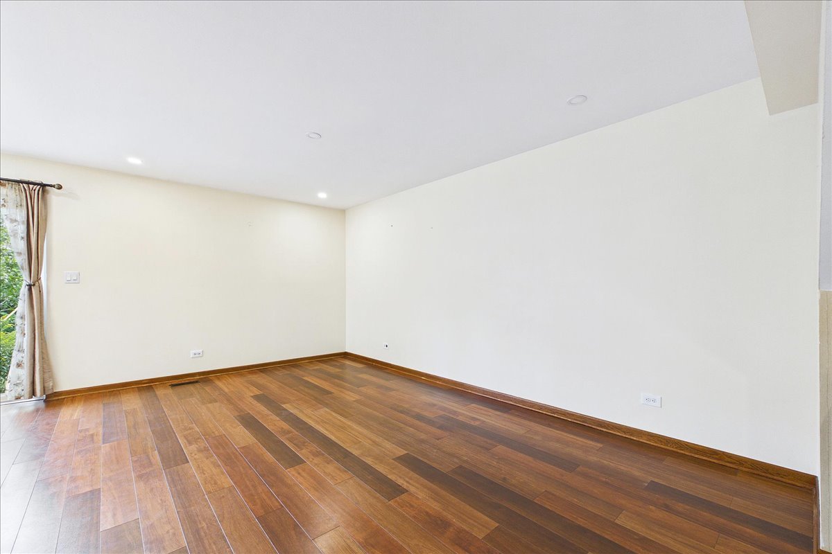 8501 Linder Court Property Photo 3