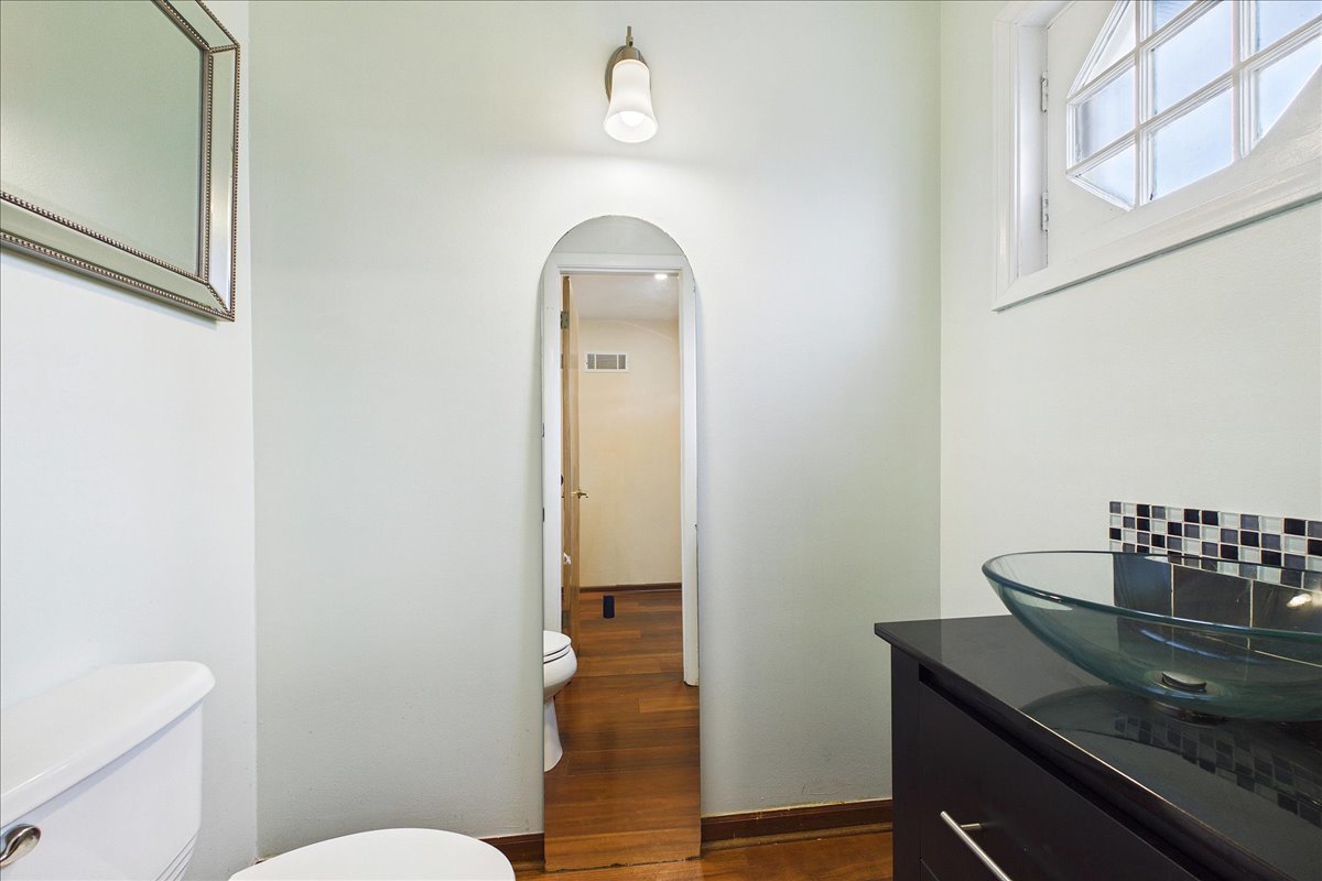 8501 Linder Court Property Photo 18