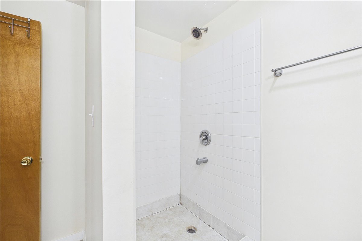 8501 Linder Court Property Photo 32