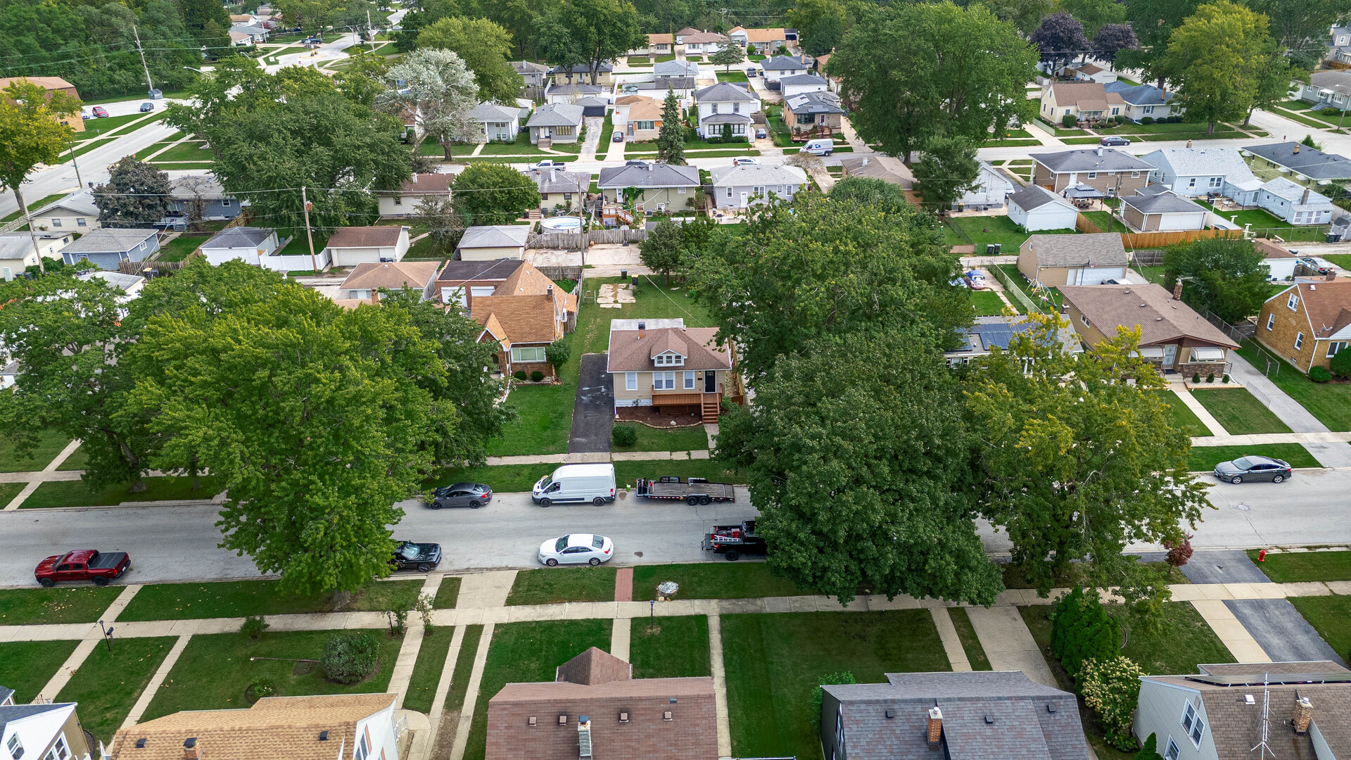 17825 Chicago Avenue Property Photo 5