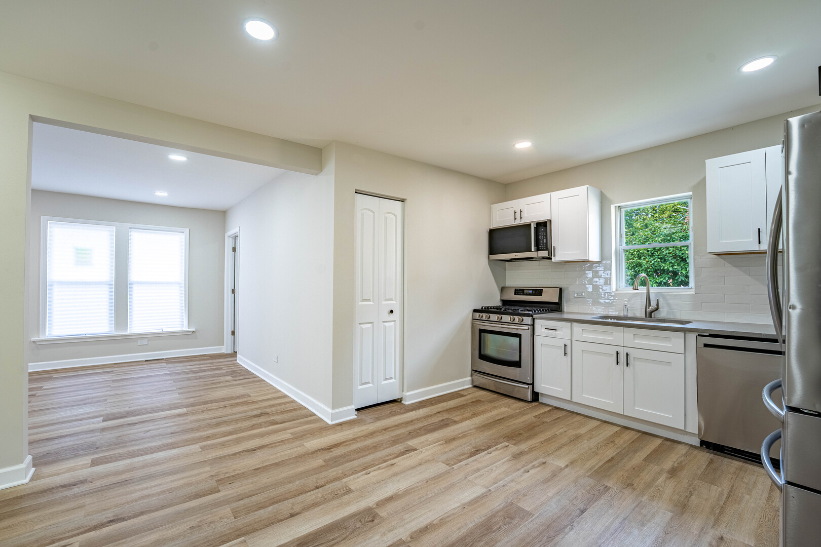 17825 Chicago Avenue Property Photo 12