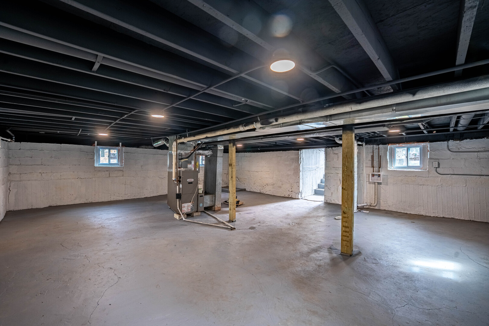17825 Chicago Avenue Property Photo 25