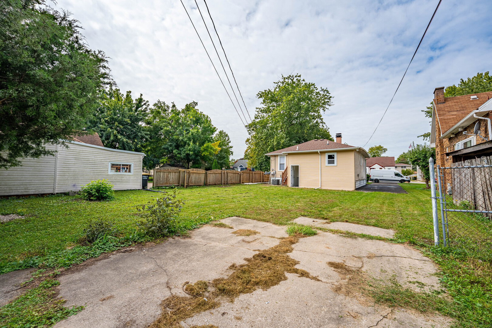 17825 Chicago Avenue Property Photo 30