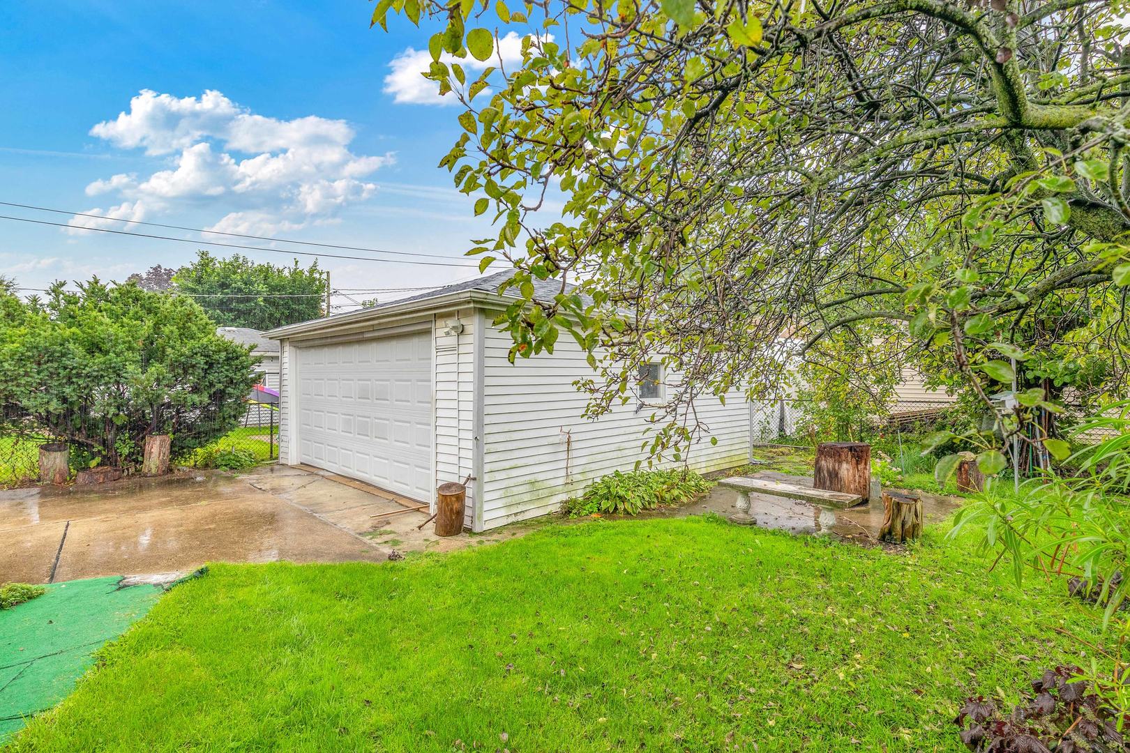 8216 N Caldwell Avenue Property Photo 15