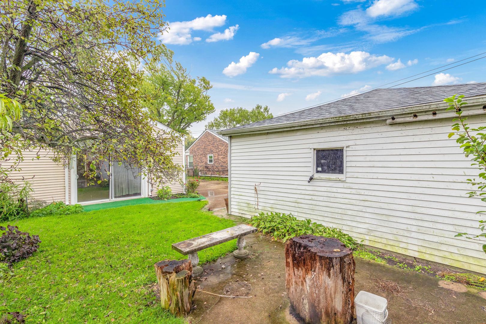 8216 N Caldwell Avenue Property Photo 16