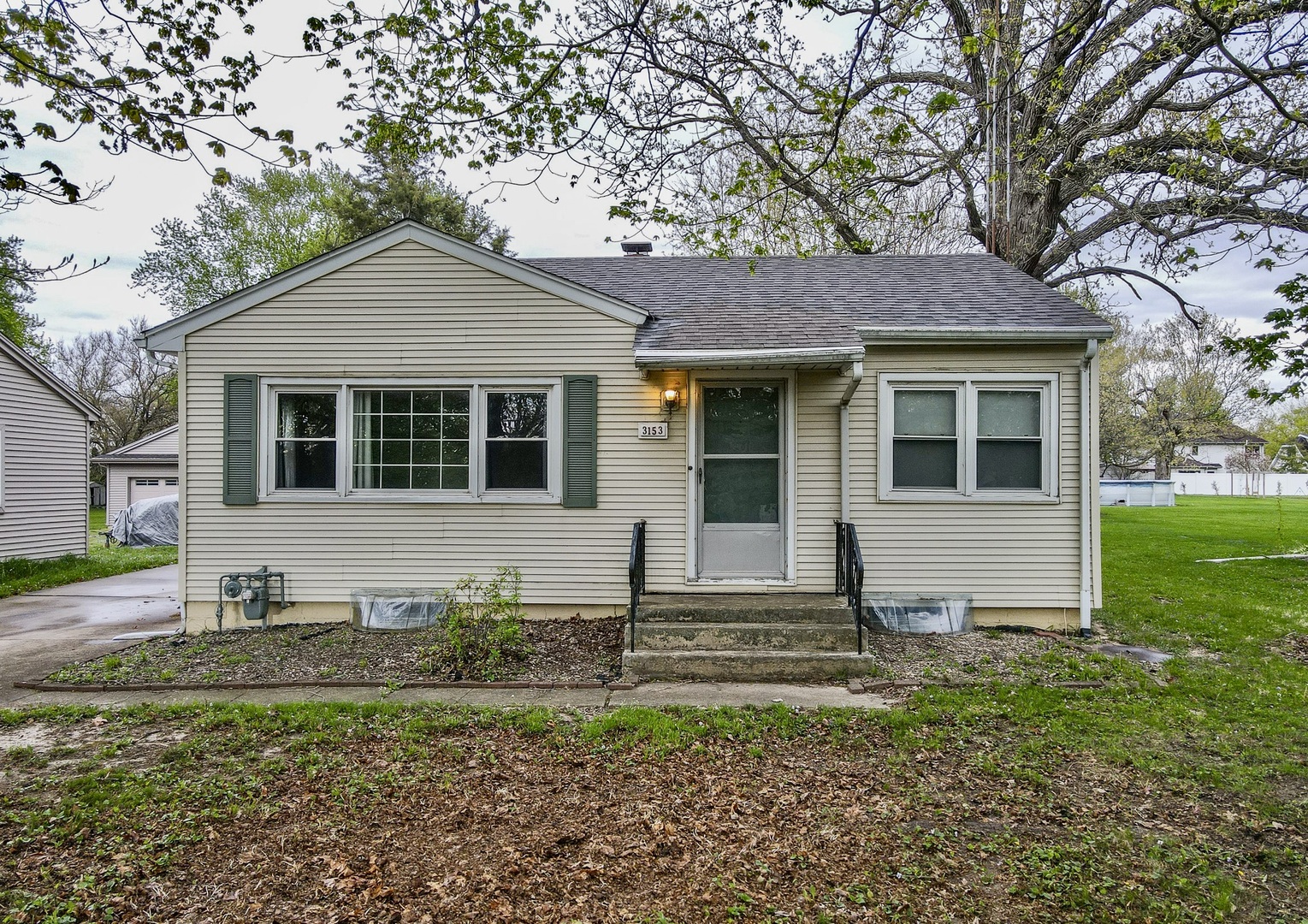 3153 Sportsman Club Road Property Photo 1
