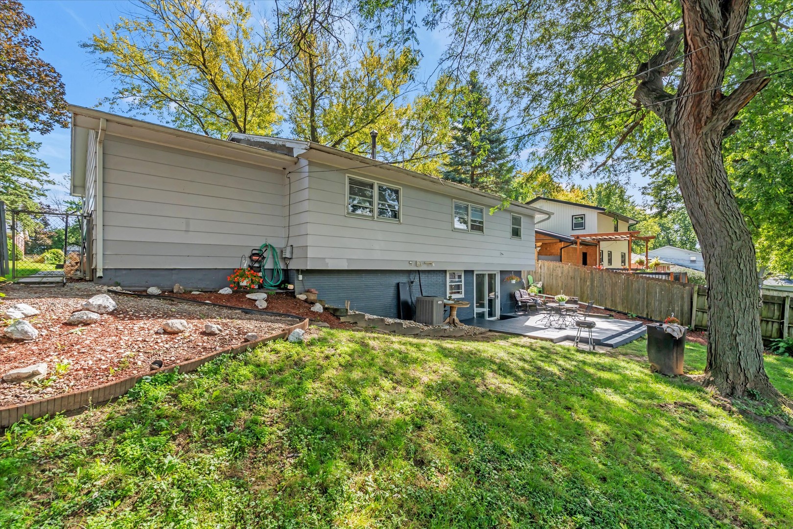 4550 Sheridan Street Property Photo 10