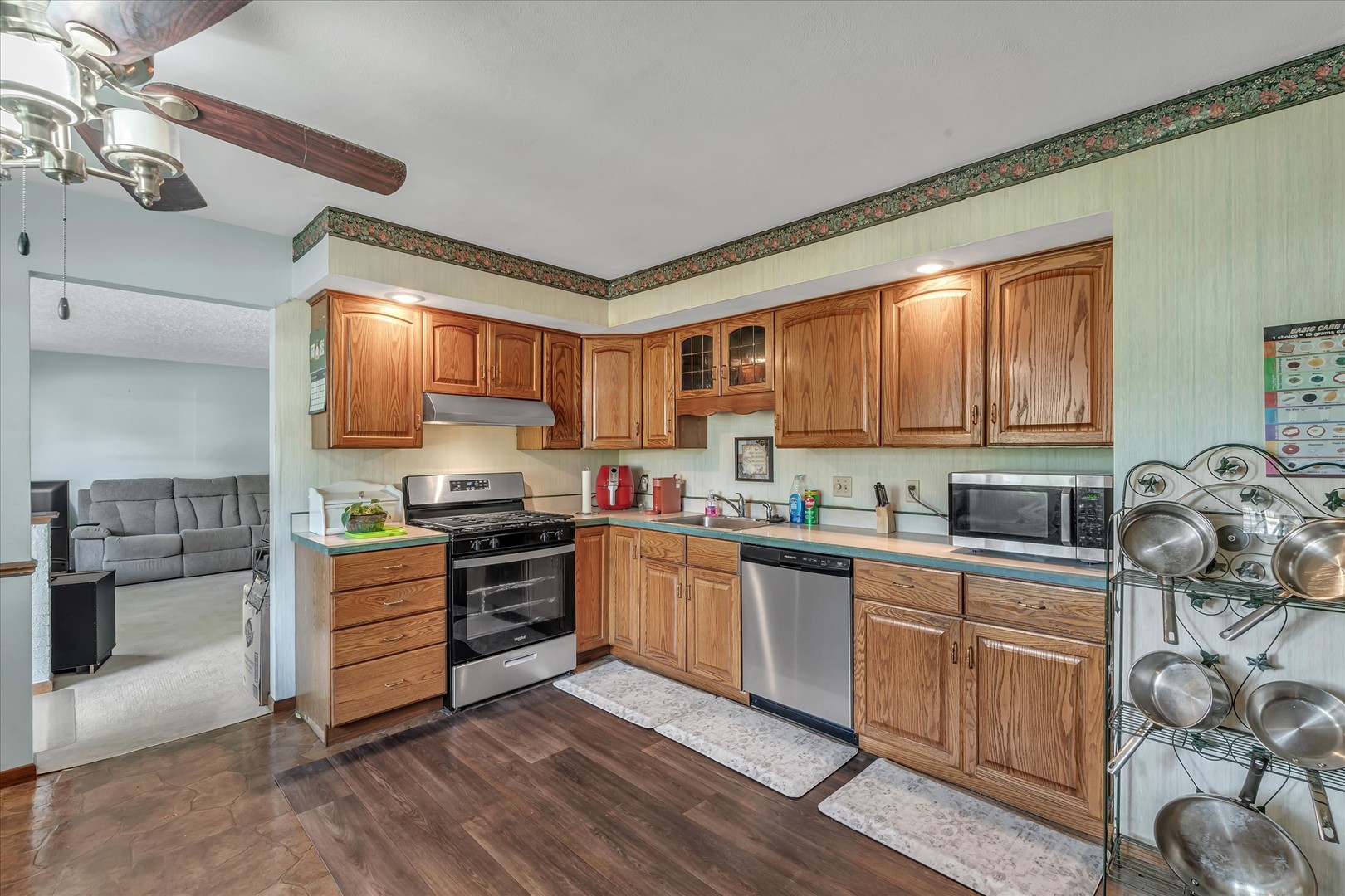 4550 Sheridan Street Property Photo 16