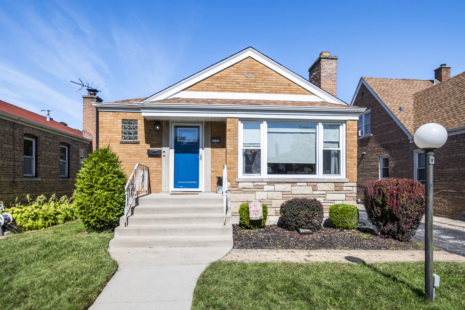 2552 W 81st Place Property Photo 1