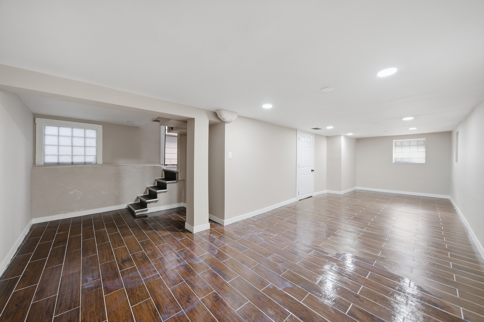 122 N Long Avenue Property Photo 10