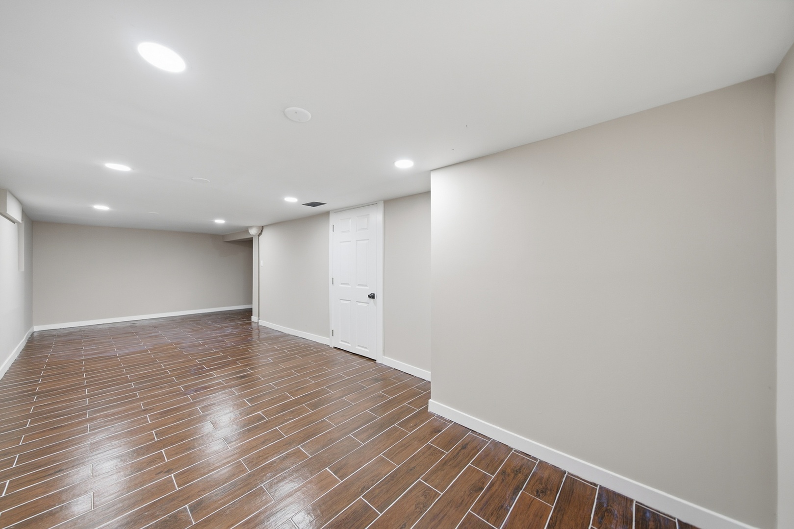 122 N Long Avenue Property Photo 11