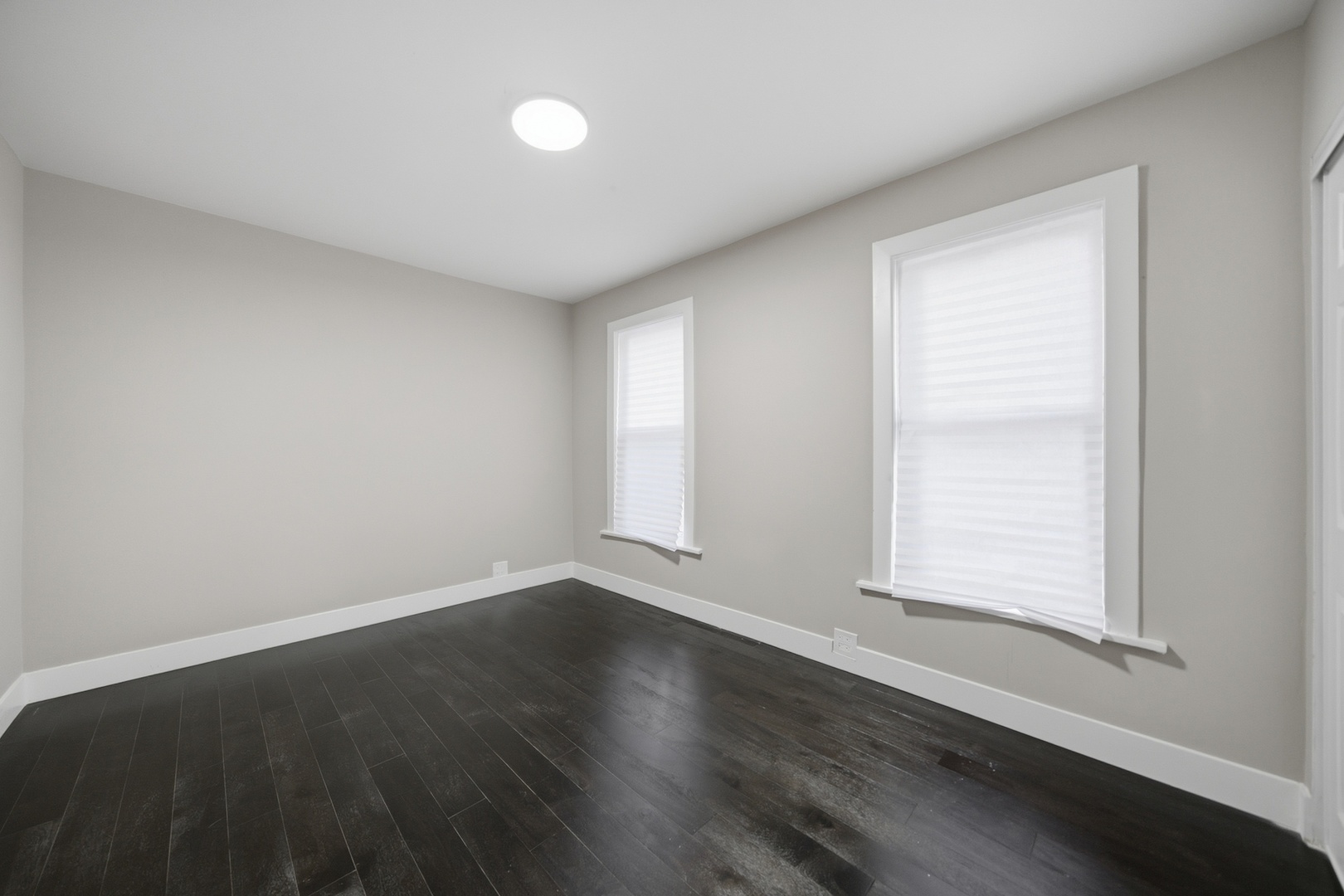 122 N Long Avenue Property Photo 17