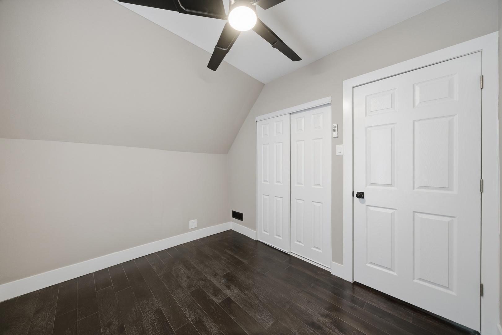 122 N Long Avenue Property Photo 25