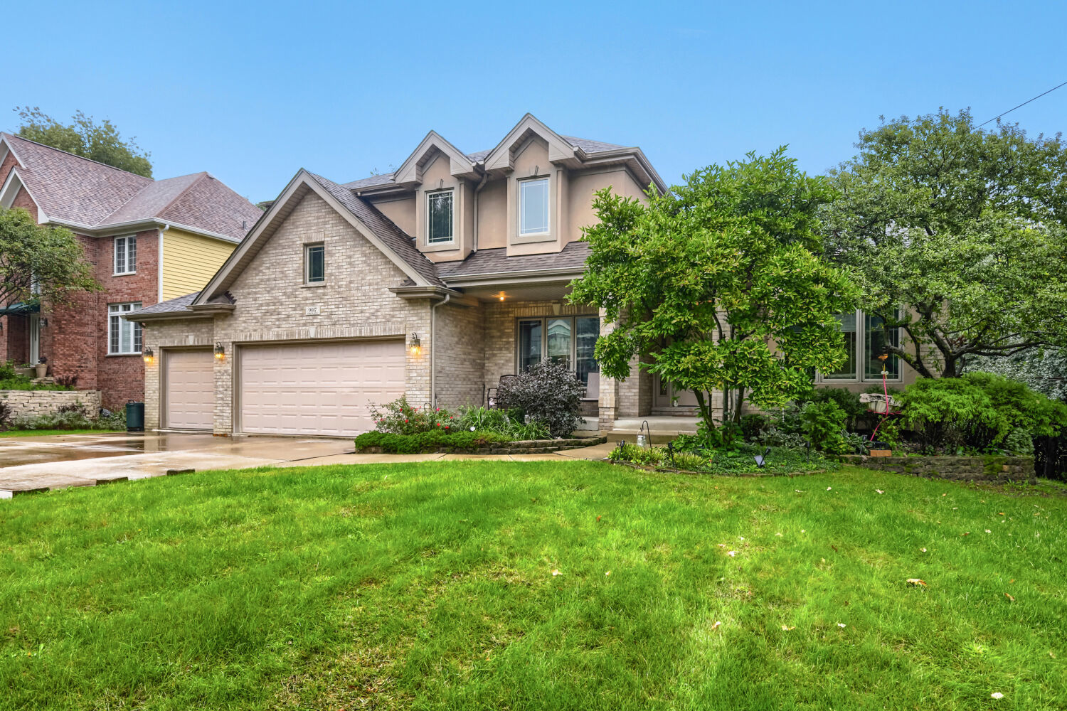 9017 Orchard Road Property Photo 1