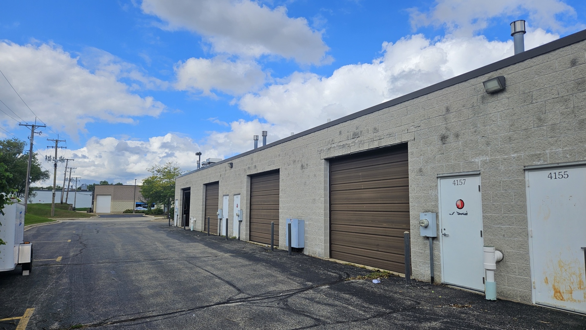 4157-4167 W Orleans Street Property Photo 6