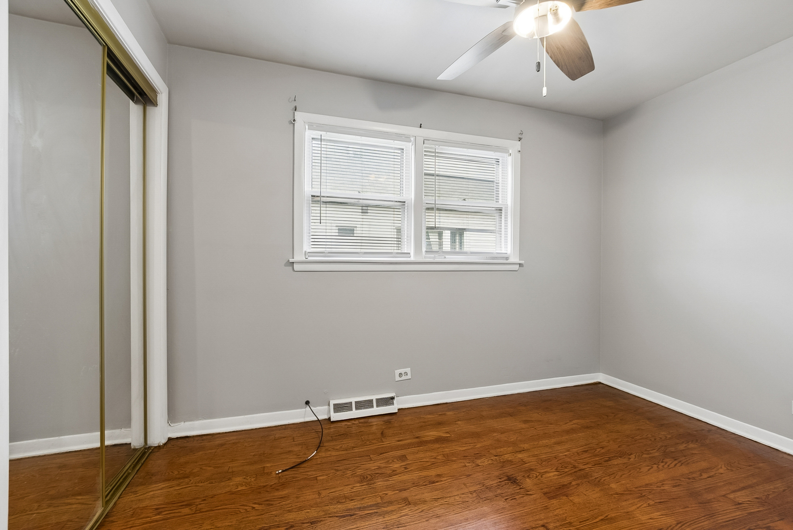 6534 S Bell Avenue Property Photo 10