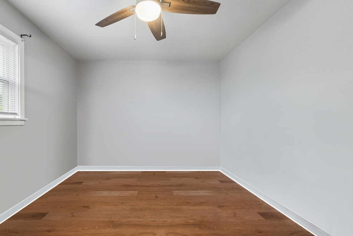 6534 S Bell Avenue Property Photo 11