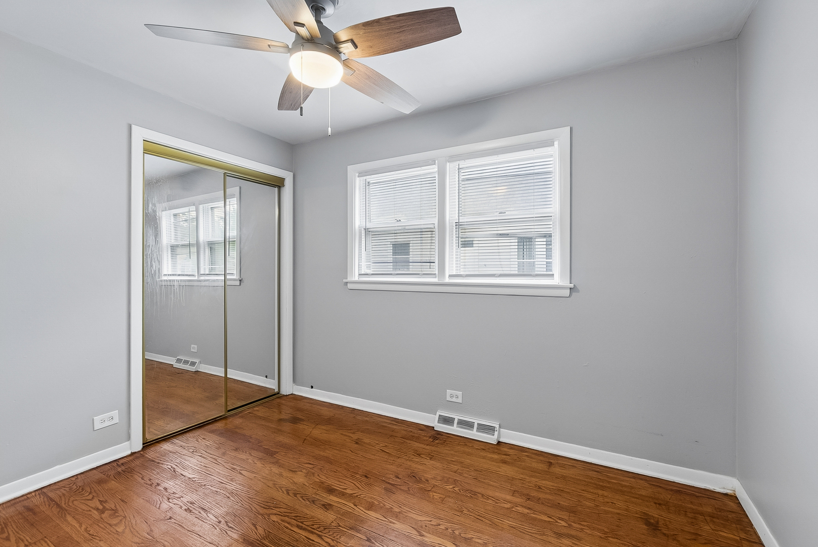 6534 S Bell Avenue Property Photo 13