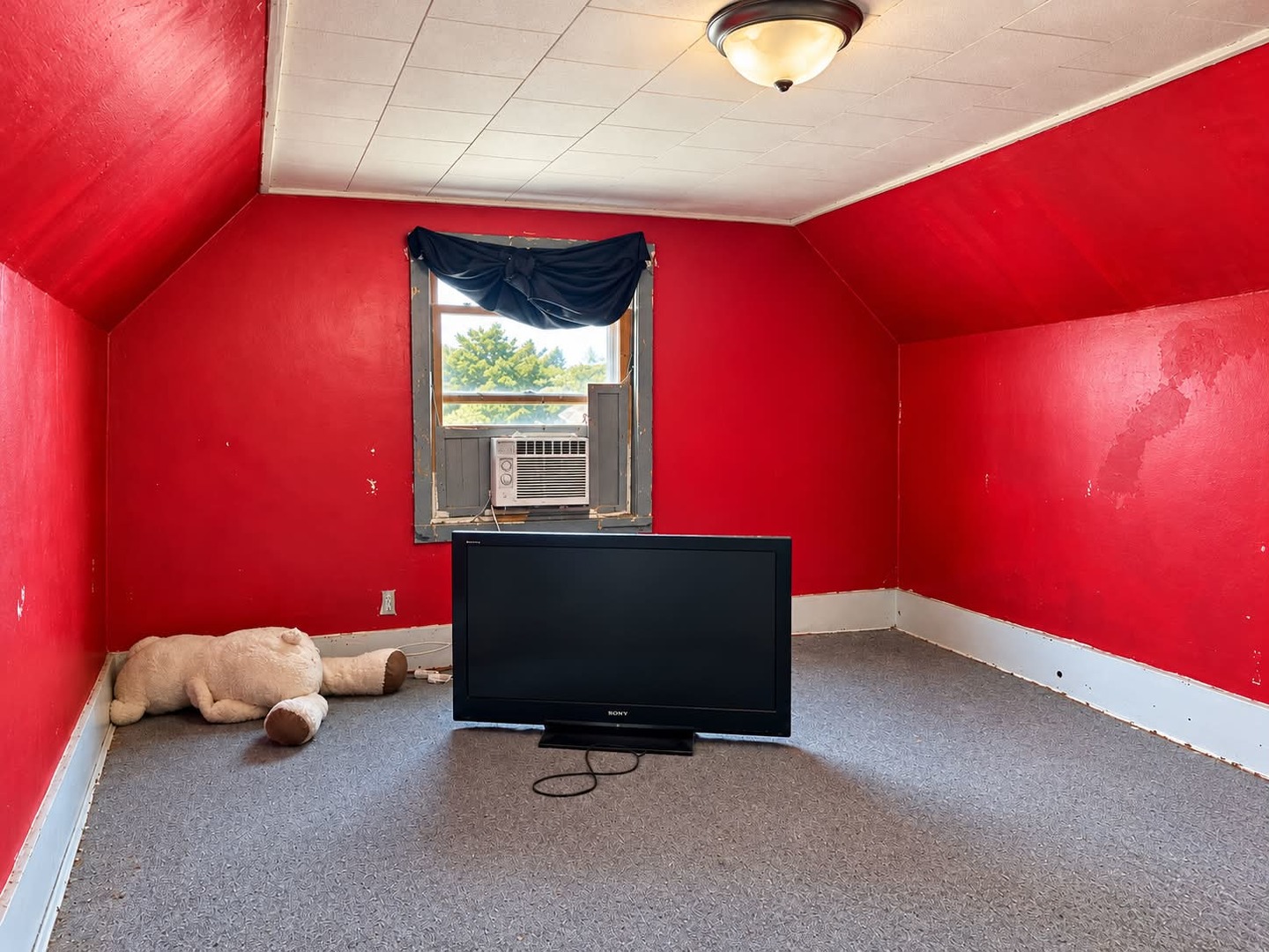 401 S Spruce Street Property Photo 10