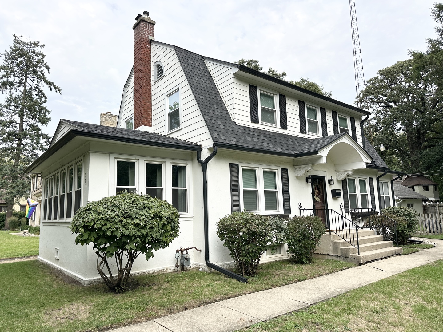782 S Greenwood Avenue Property Photo 3