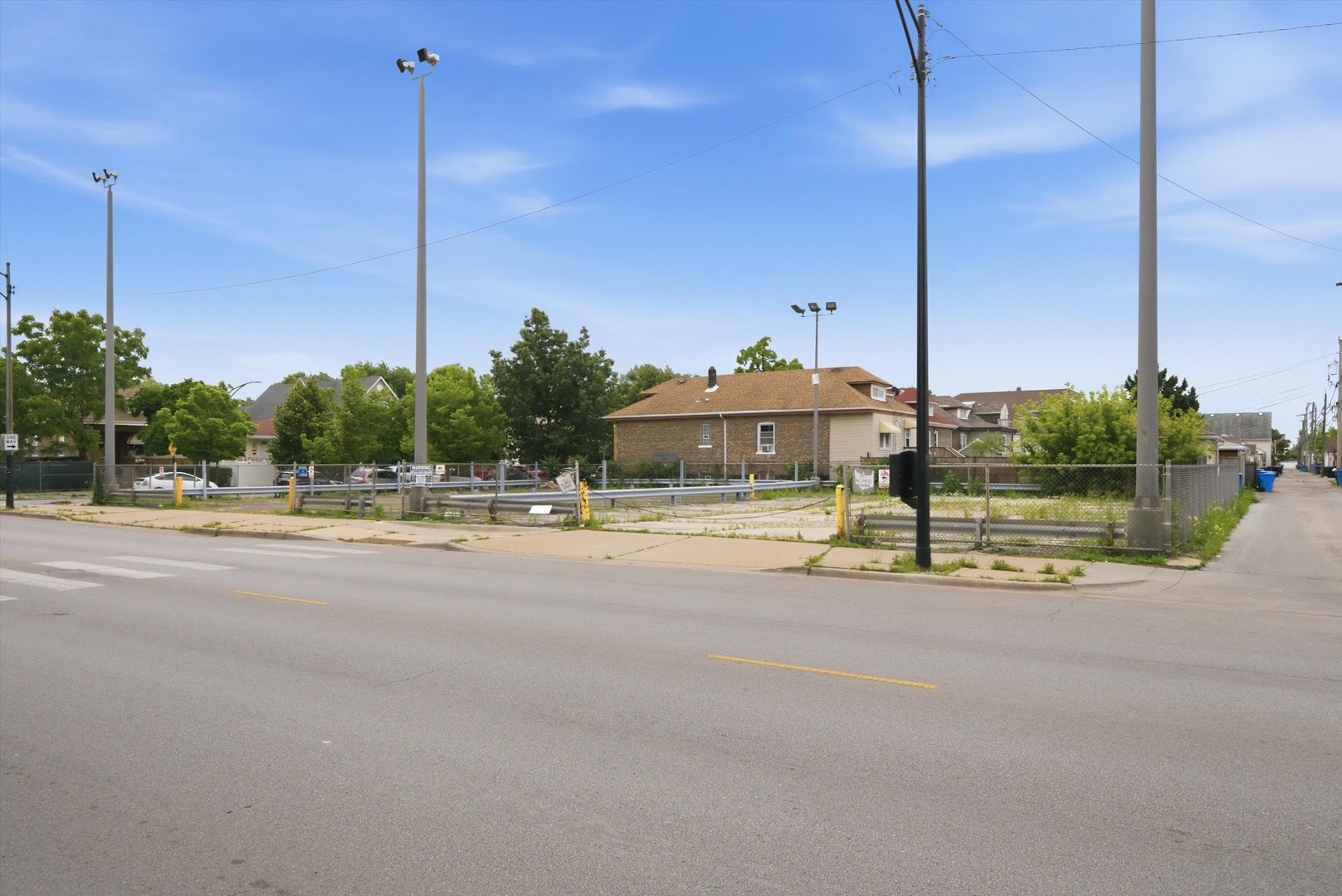 5100-5106 S Richmond Street Property Photo 8