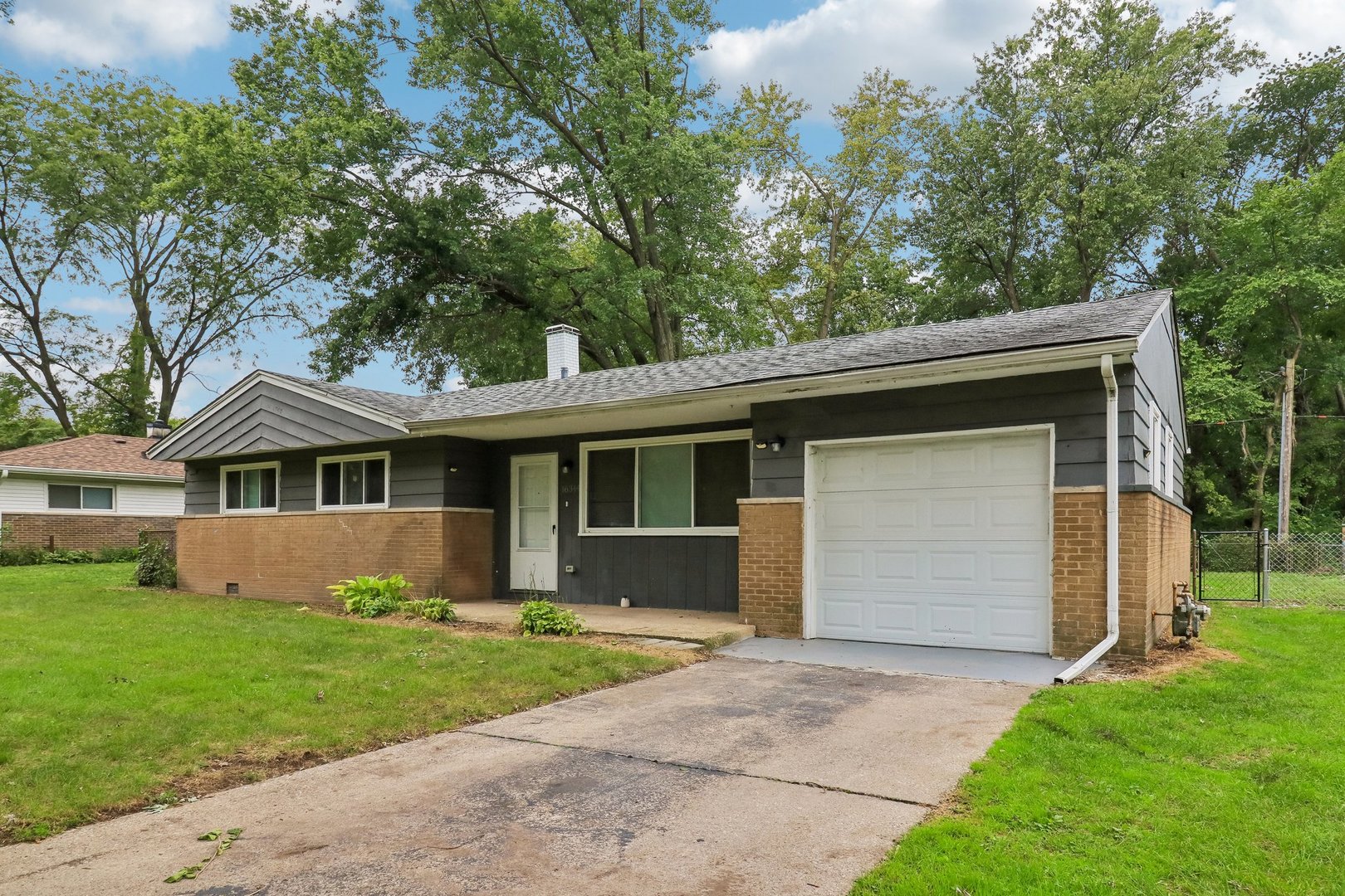16344 Spaulding Avenue Property Photo 3