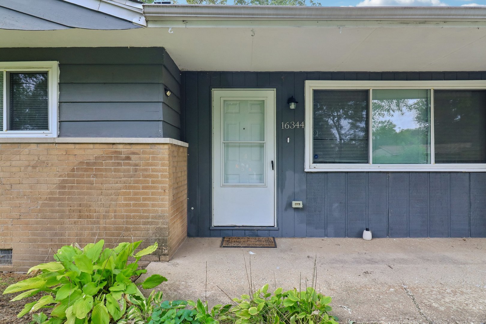 16344 Spaulding Avenue Property Photo 5