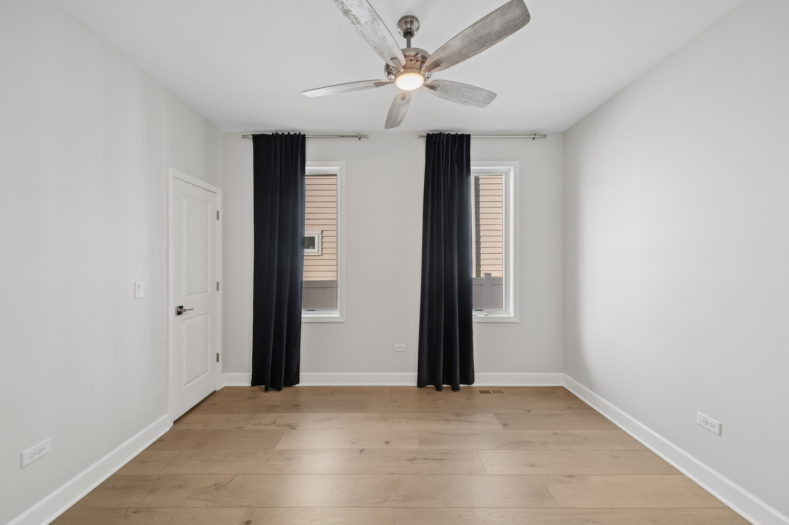 1321 N Webster Street Property Photo 6