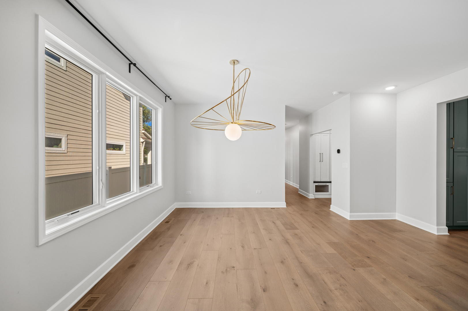 1321 N Webster Street Property Photo 10