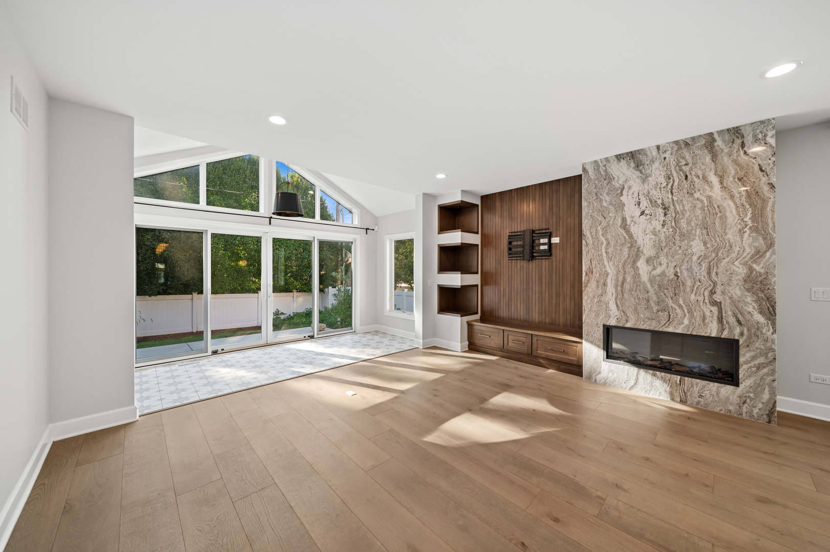 1321 N Webster Street Property Photo 11