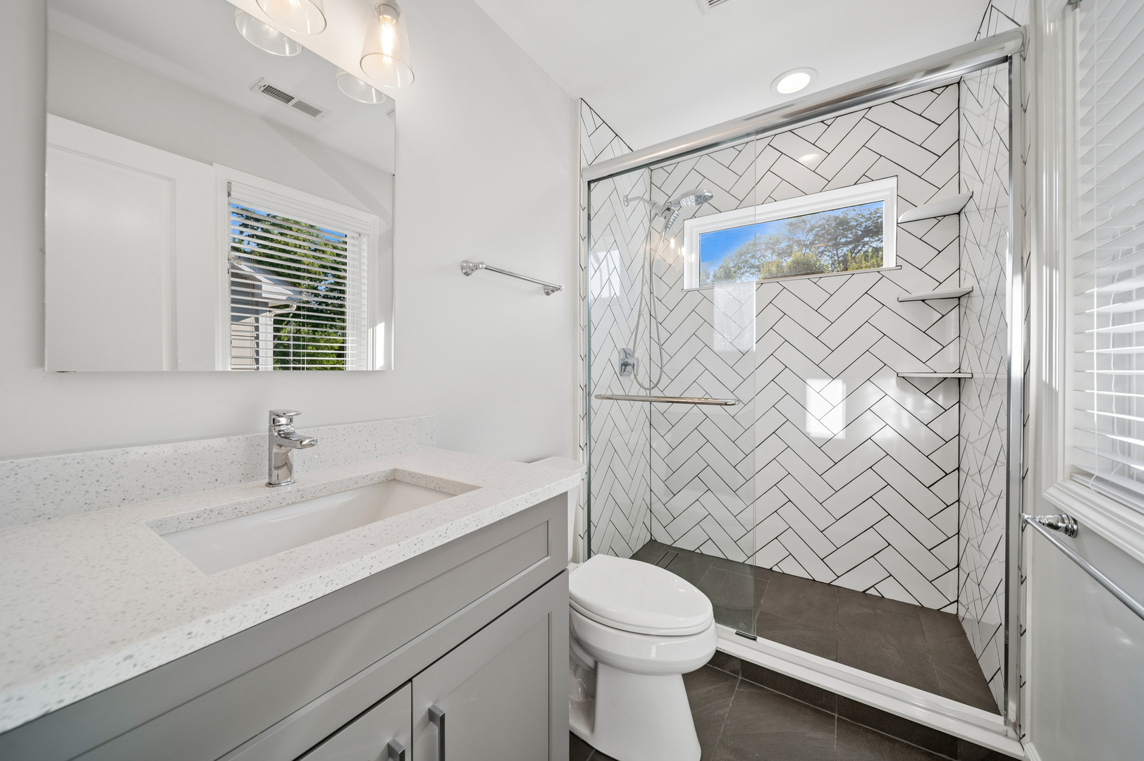 1321 N Webster Street Property Photo 27