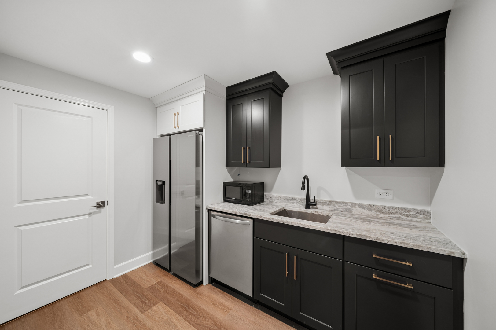 1321 N Webster Street Property Photo 37