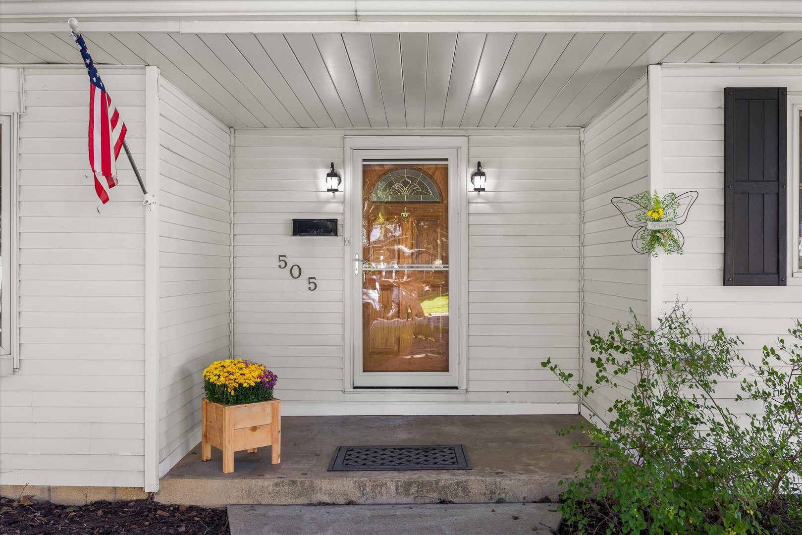 505 2nd Street Property Photo 3