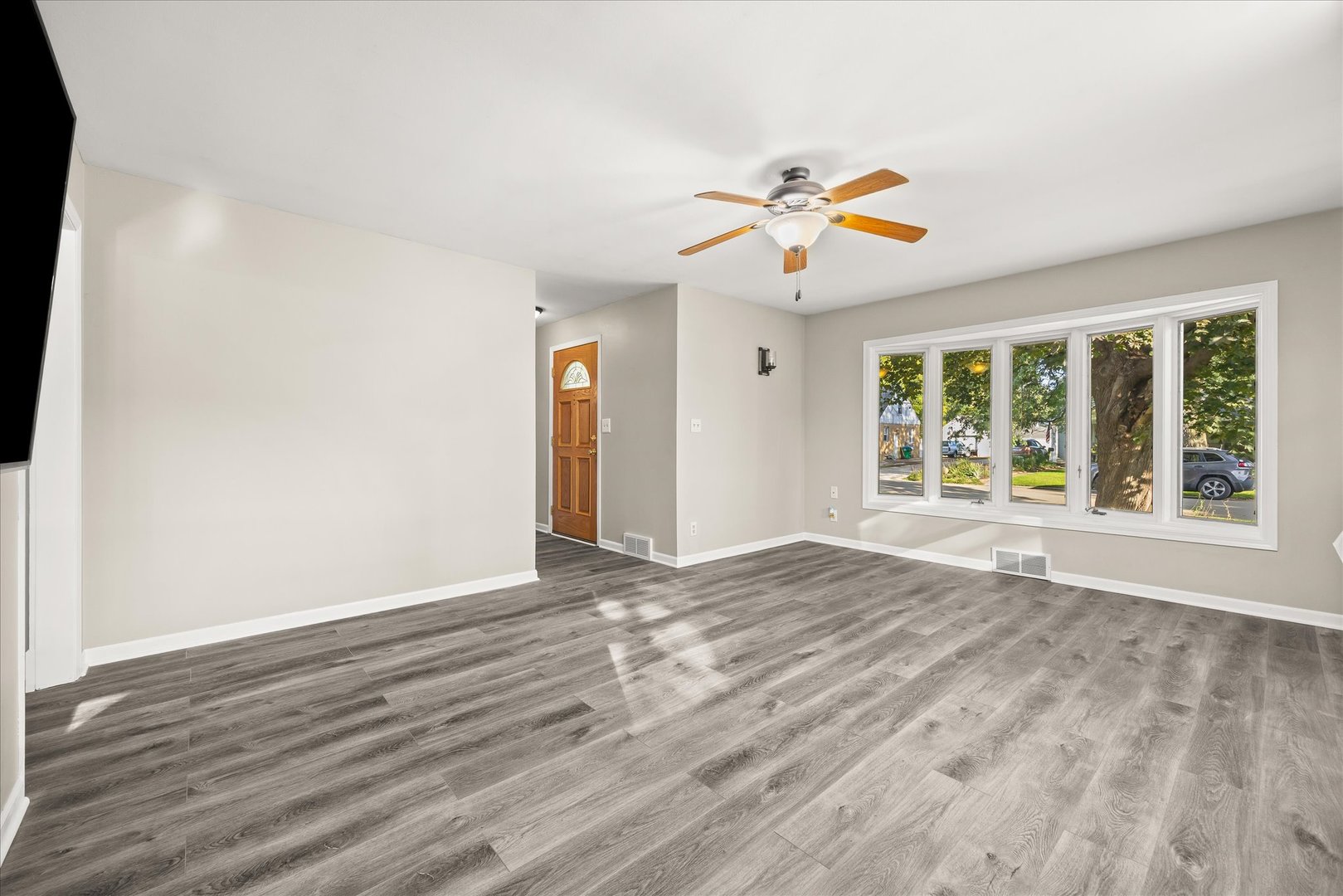 505 2nd Street Property Photo 7