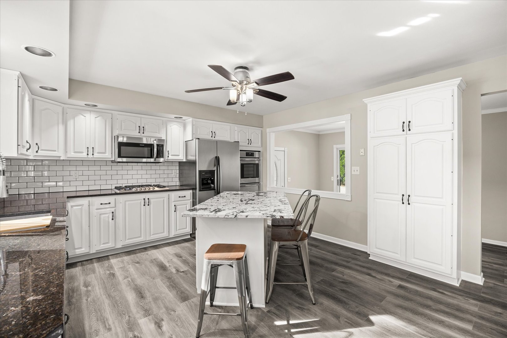 505 2nd Street Property Photo 12