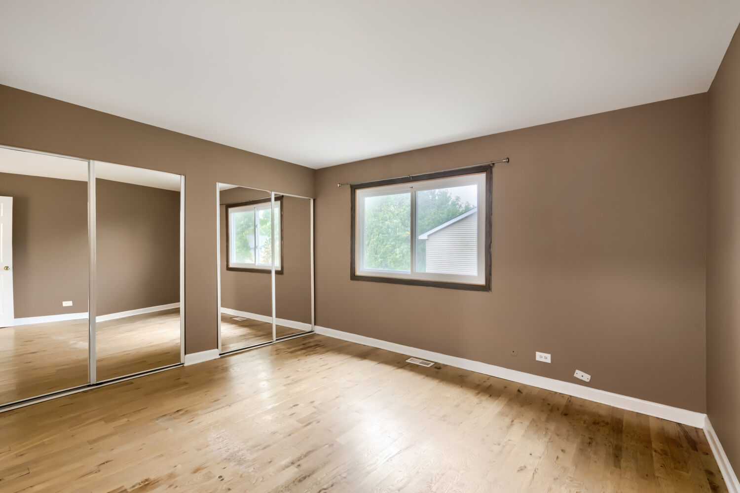 2165 Wildwood Court Property Photo 11