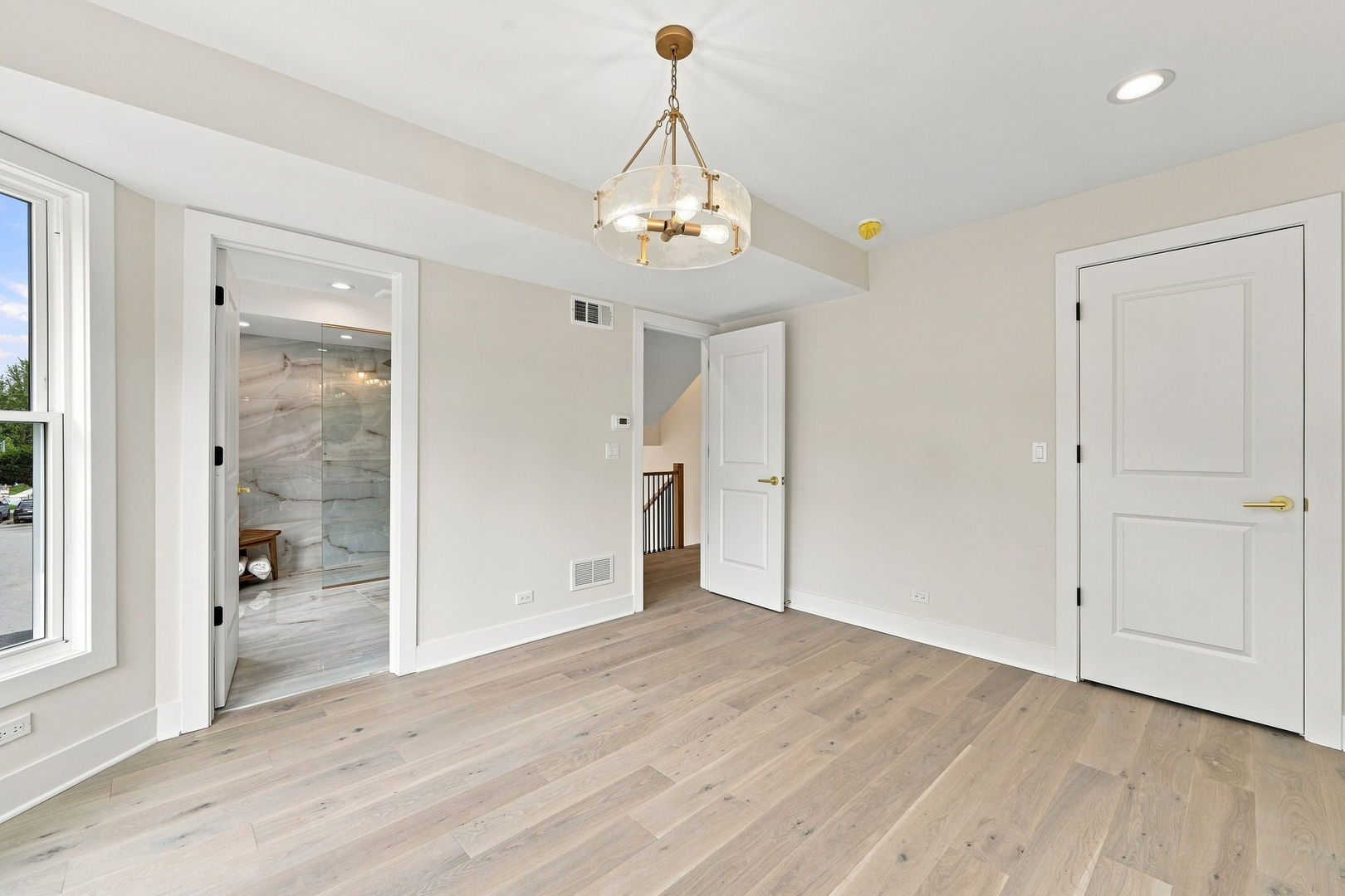 121 N Kensington Avenue Property Photo 25