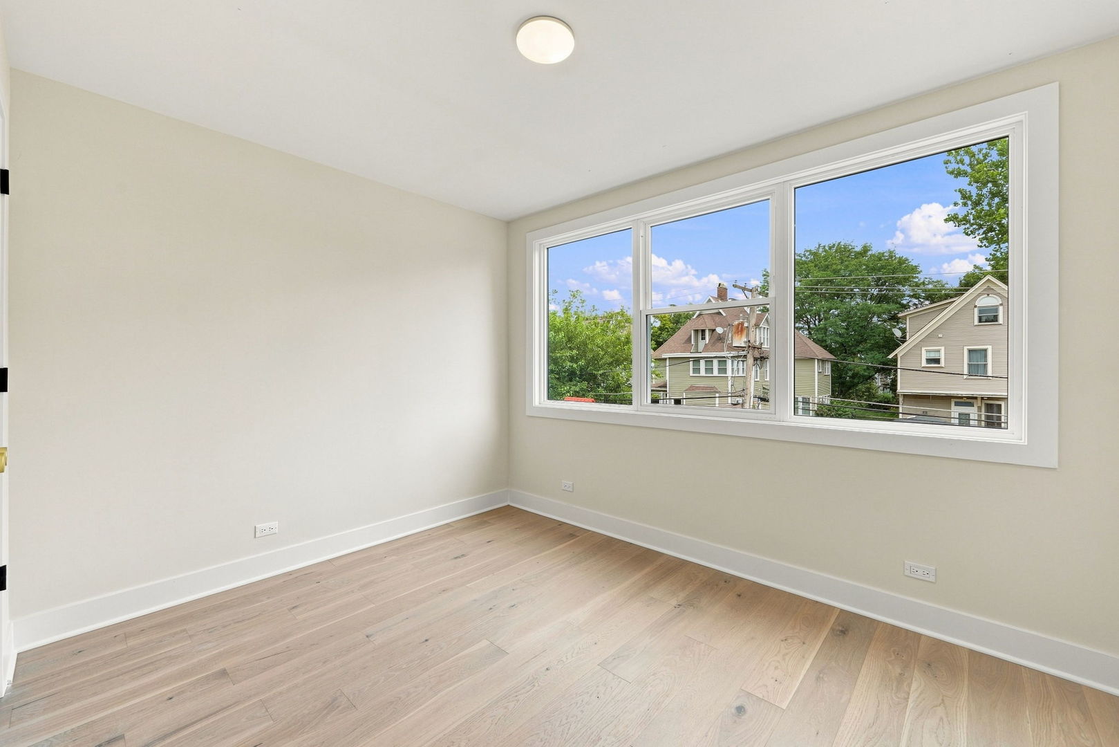 121 N Kensington Avenue Property Photo 28