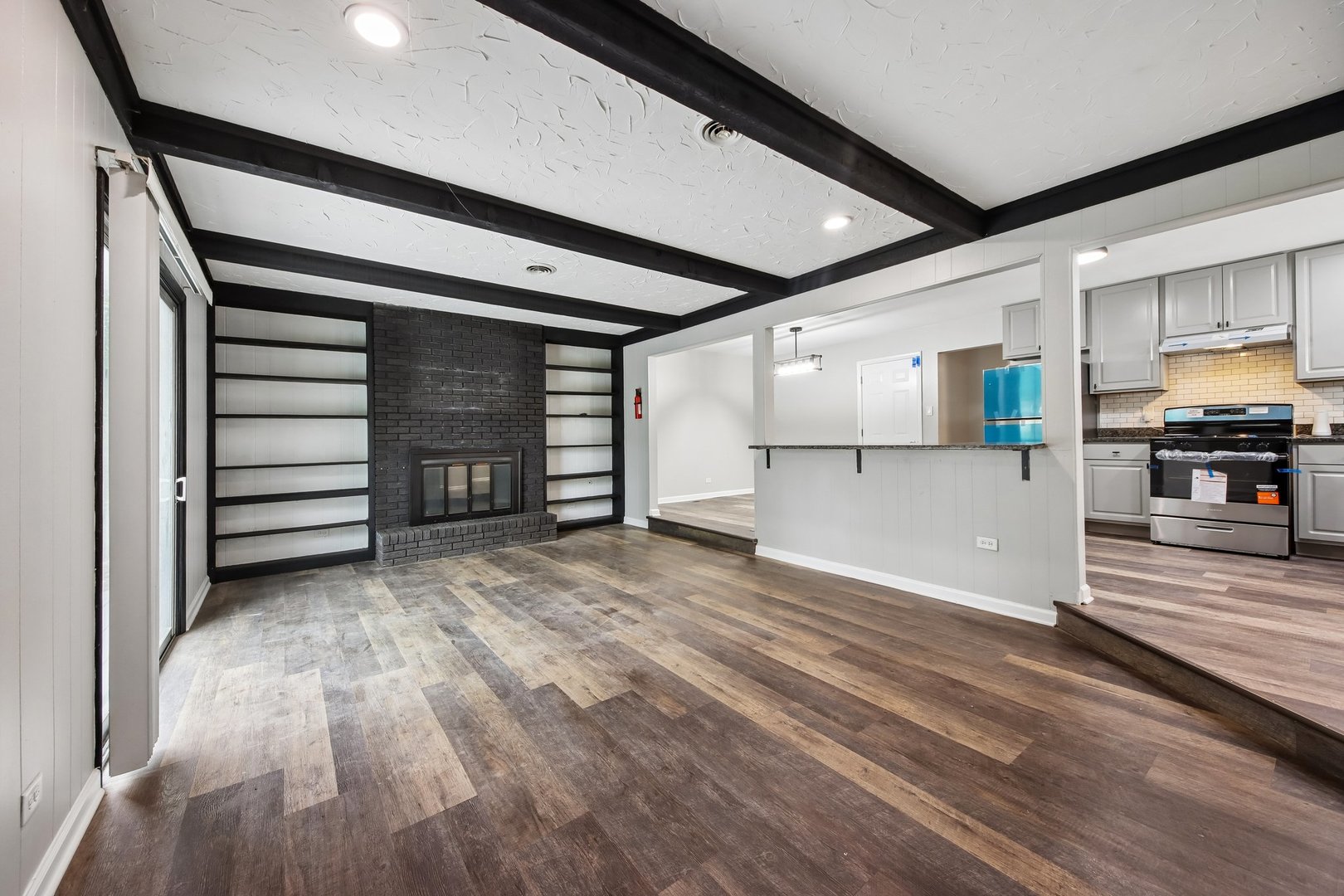 2625 Turtle Creek Drive Property Photo 4