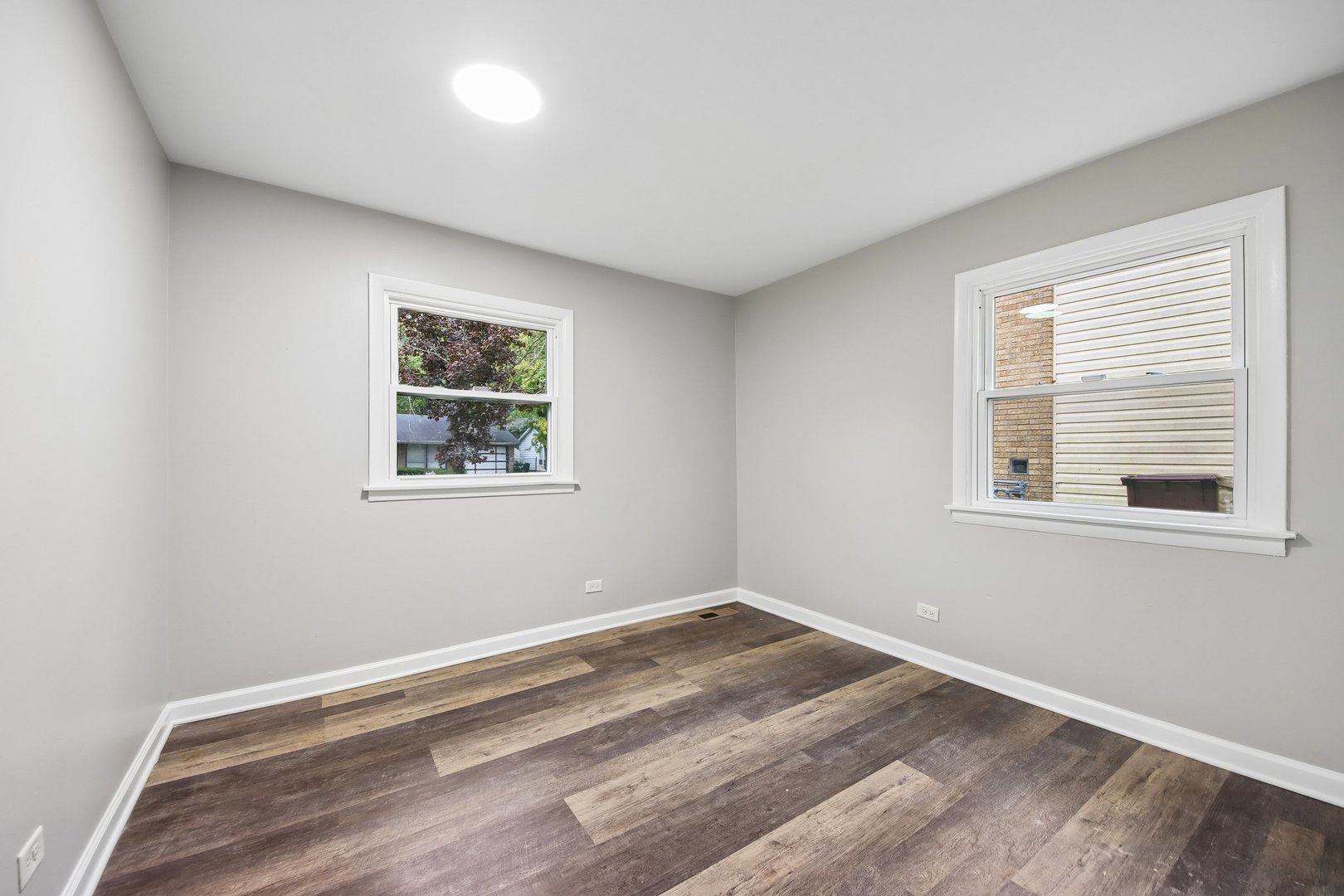 2625 Turtle Creek Drive Property Photo 8