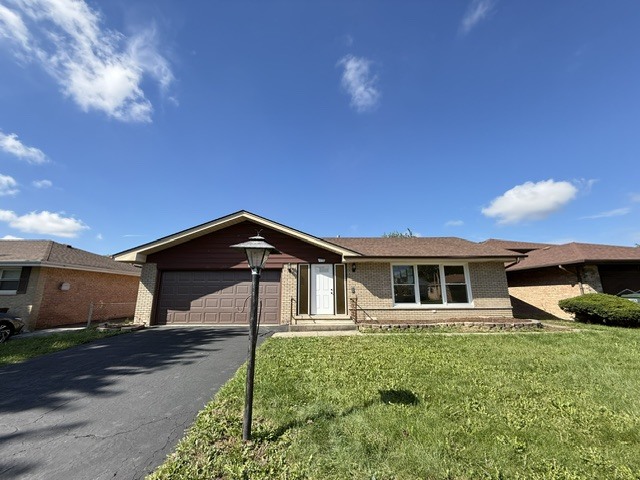 15736 Drexel Avenue Property Photo 1
