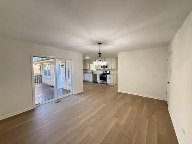 15736 Drexel Avenue Property Photo 5