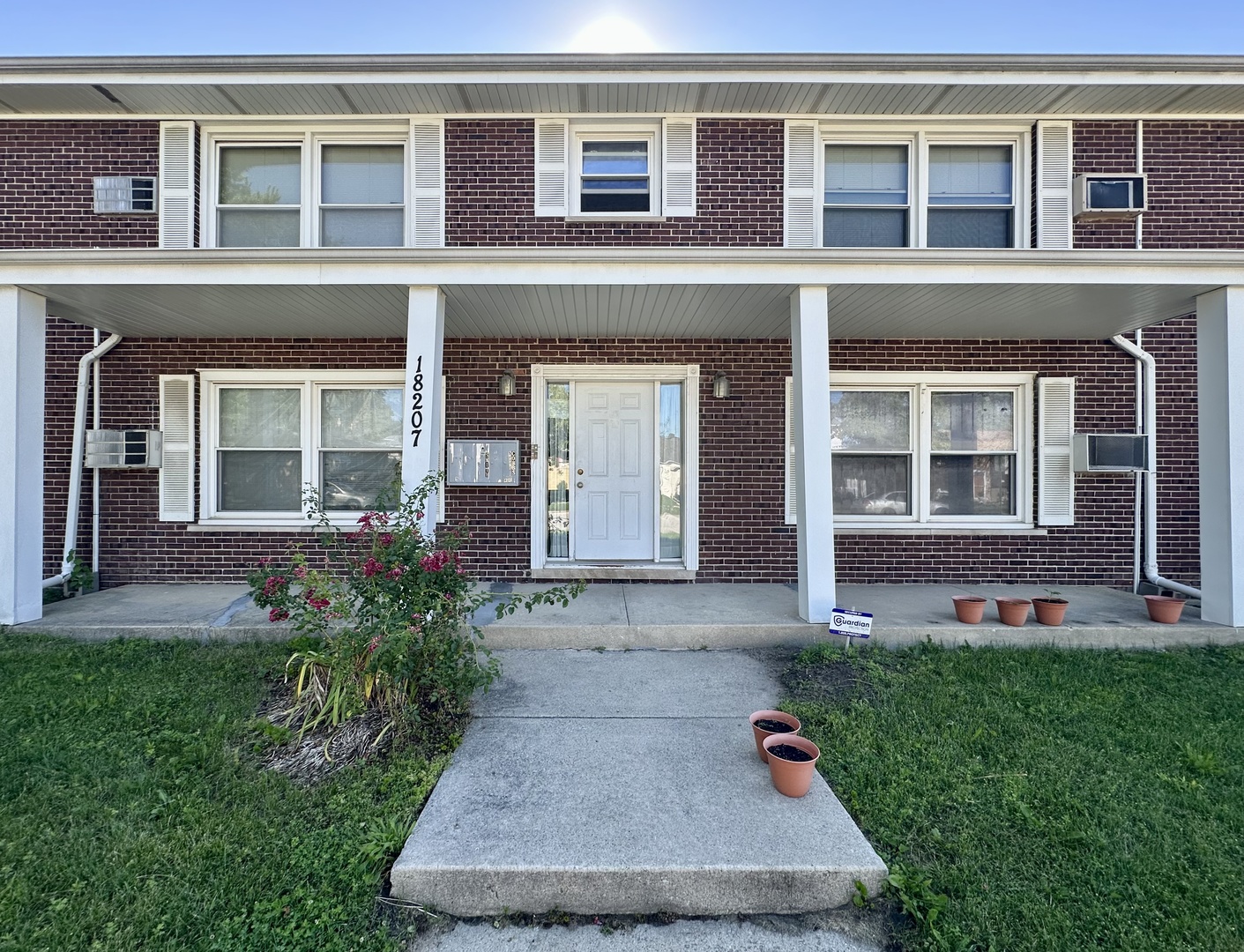 18207 Locust Street Property Photo 2